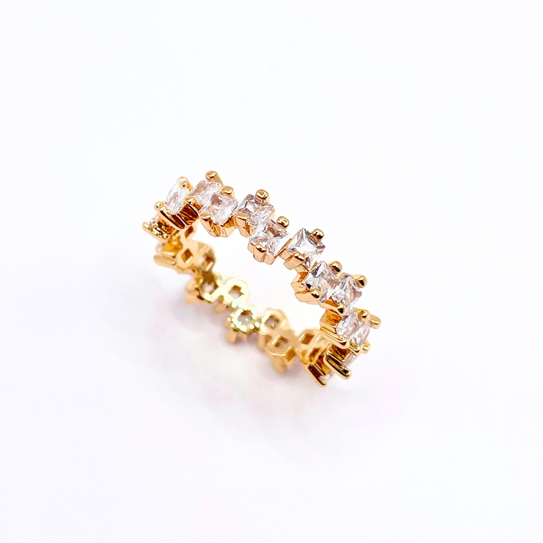Gold and Clear Stone Jagged Design Dress Ring
